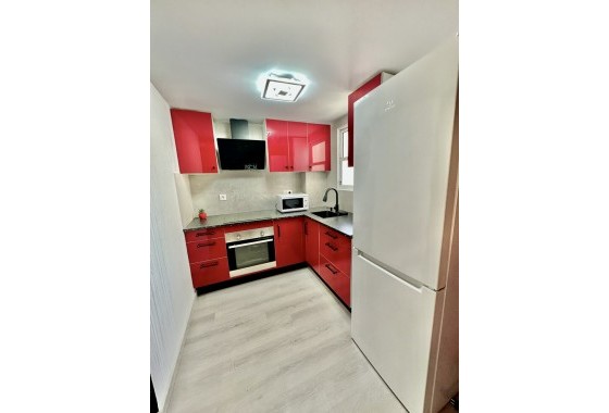 Resale - Apartment / flat - Torrevieja - Centro