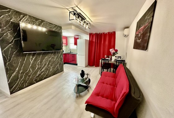 Resale - Apartment / flat - Torrevieja - Centro