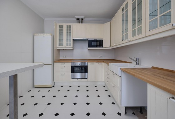 Resale - Villa - Torrevieja - La Siesta - El Salado - Torreta