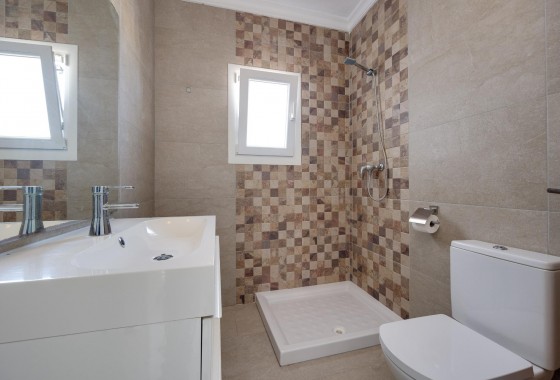 Resale - Villa - Torrevieja - La Siesta - El Salado - Torreta