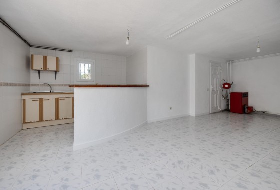 Resale - Villa - Torrevieja - La Siesta - El Salado - Torreta