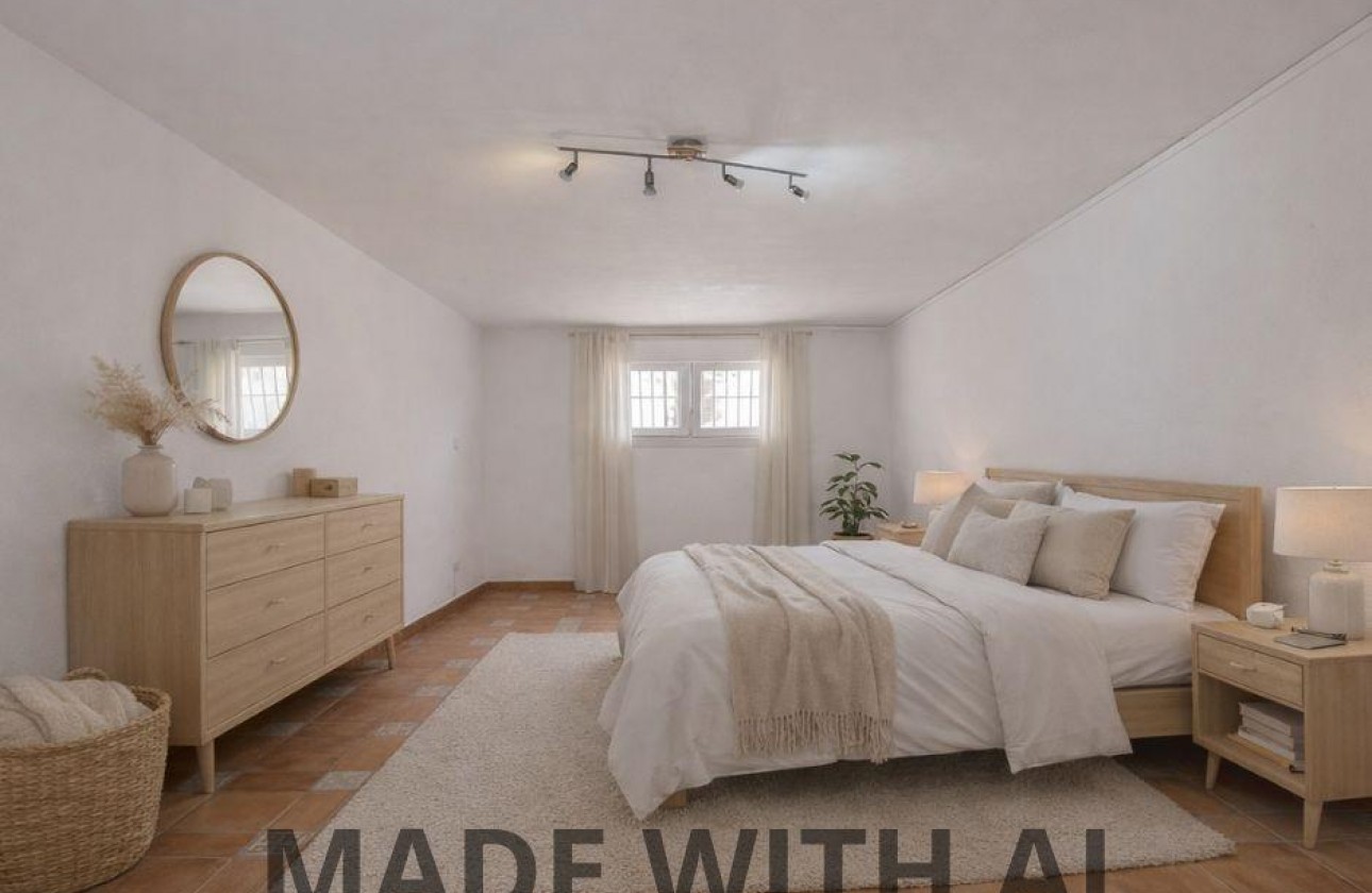 Resale - Villa - Torrevieja - La Siesta - El Salado - Torreta