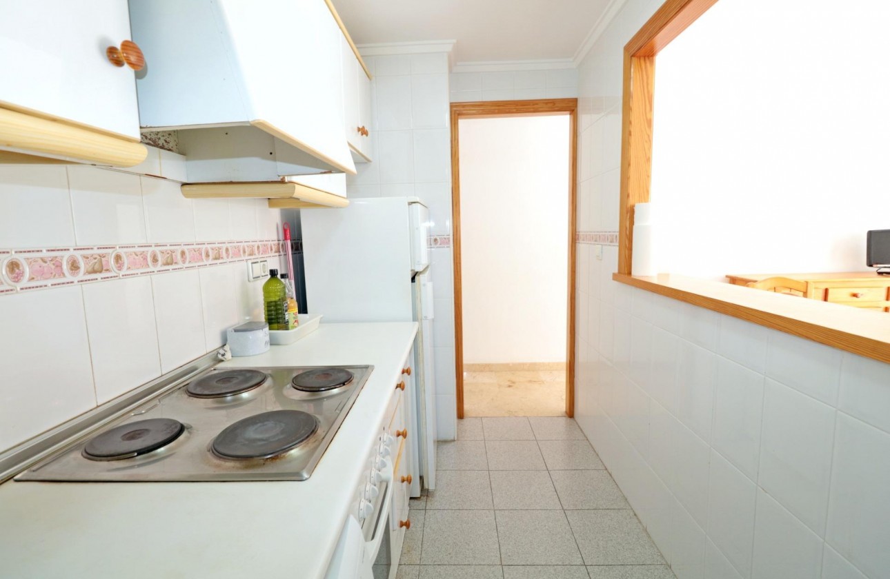 Resale - Apartment / flat - Torrevieja - Playa del Cura