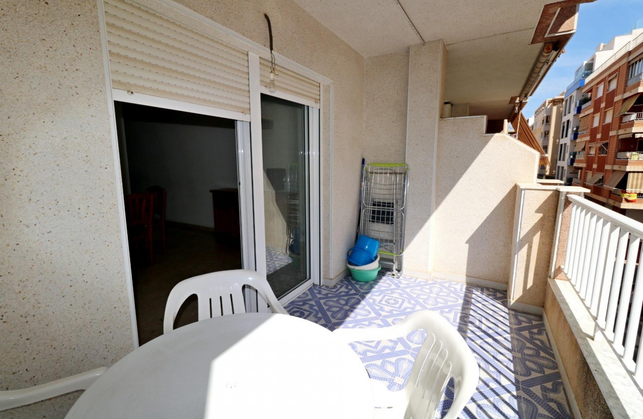 Resale - Apartment / flat - Torrevieja - Playa del Cura