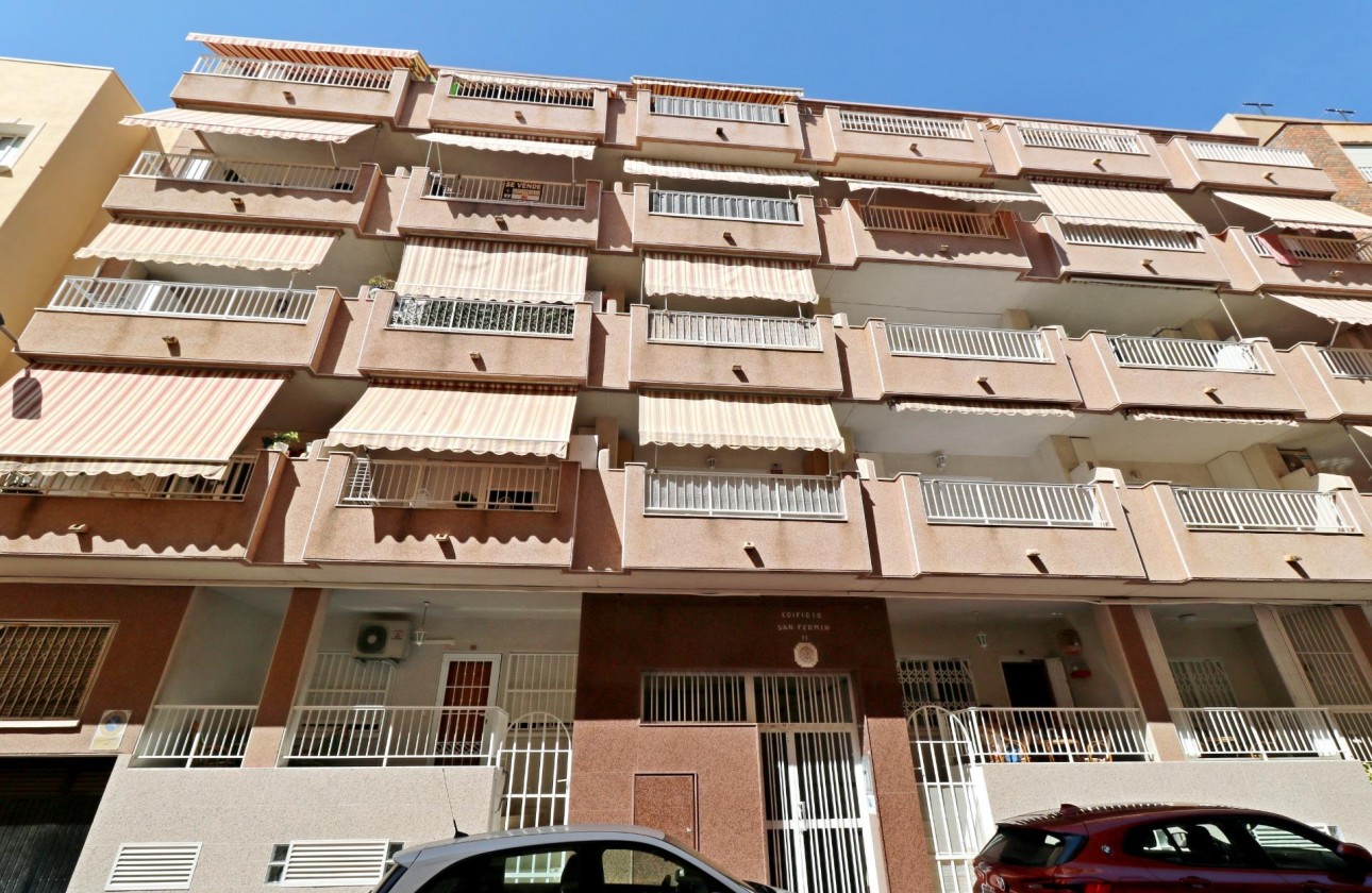 Resale - Apartment / flat - Torrevieja - Playa del Cura
