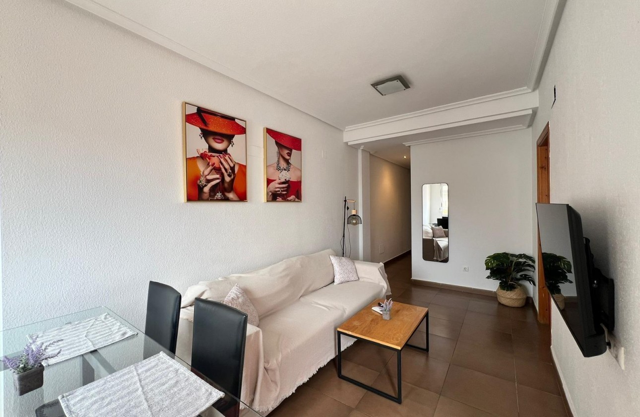Resale - Apartment / flat - Torrevieja - Centro
