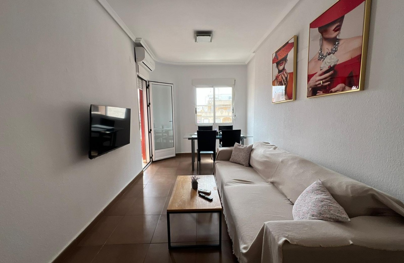 Resale - Apartment / flat - Torrevieja - Centro