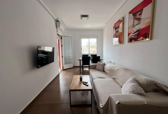 Resale - Apartment / flat - Torrevieja - Centro