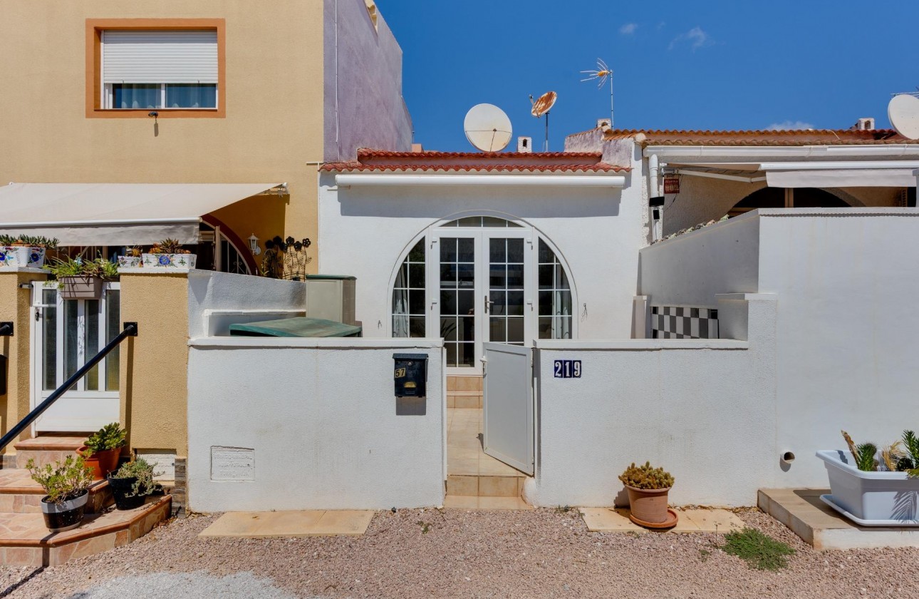 Revente - Villa - Torrevieja - La Siesta - El Salado - Torreta
