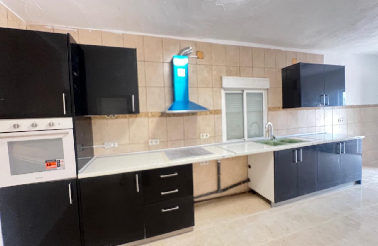 Resale - Villa - La Solana