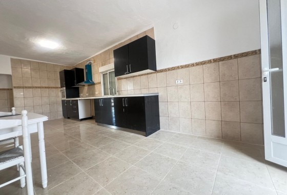Resale - Villa - La Solana