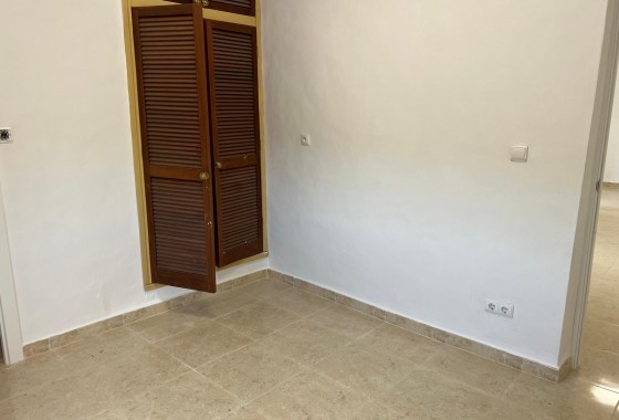 Resale - Villa - La Solana