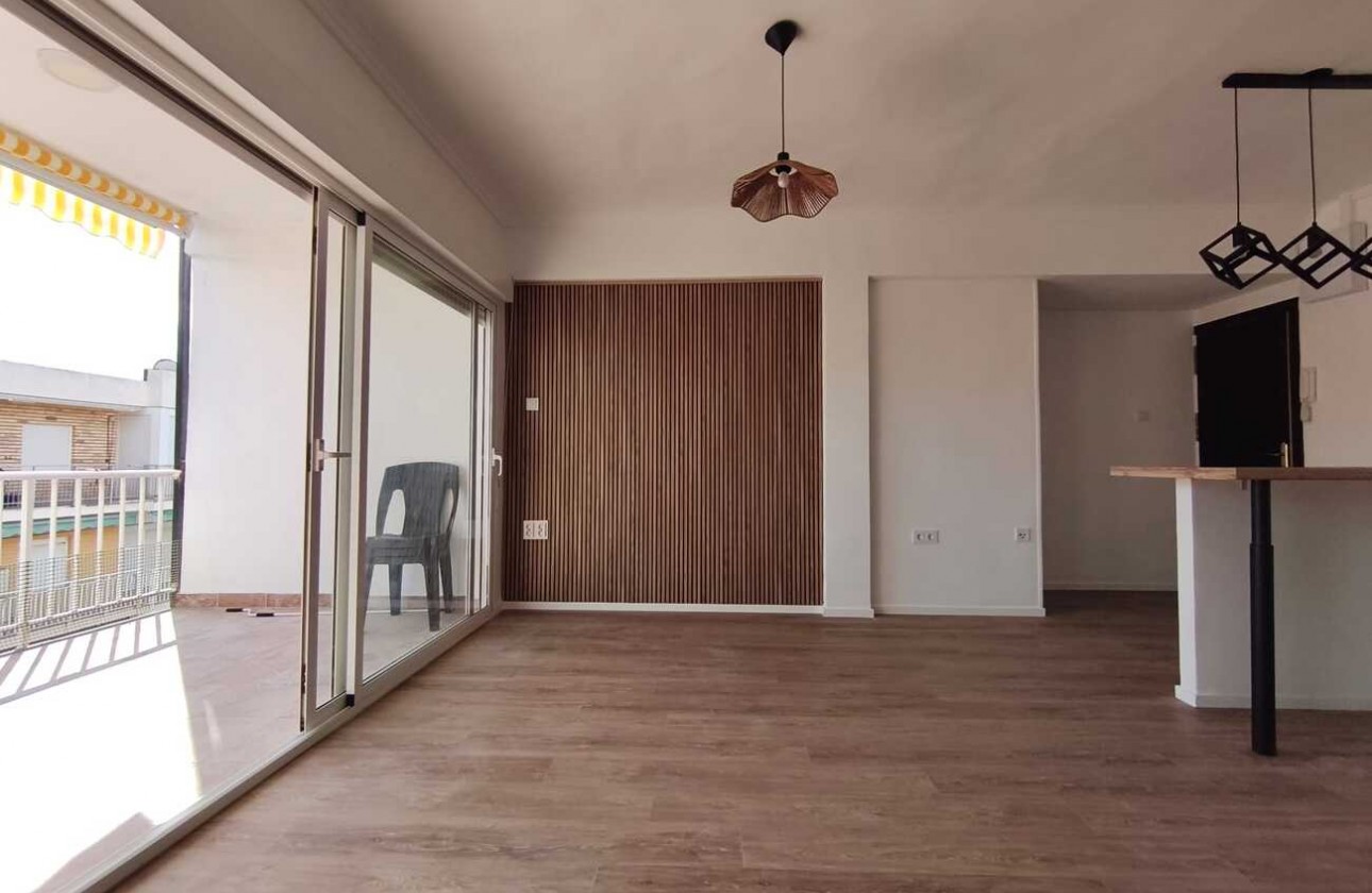 Reventa - Apartment Penthouse - Punta Prima - Costa Blanca
