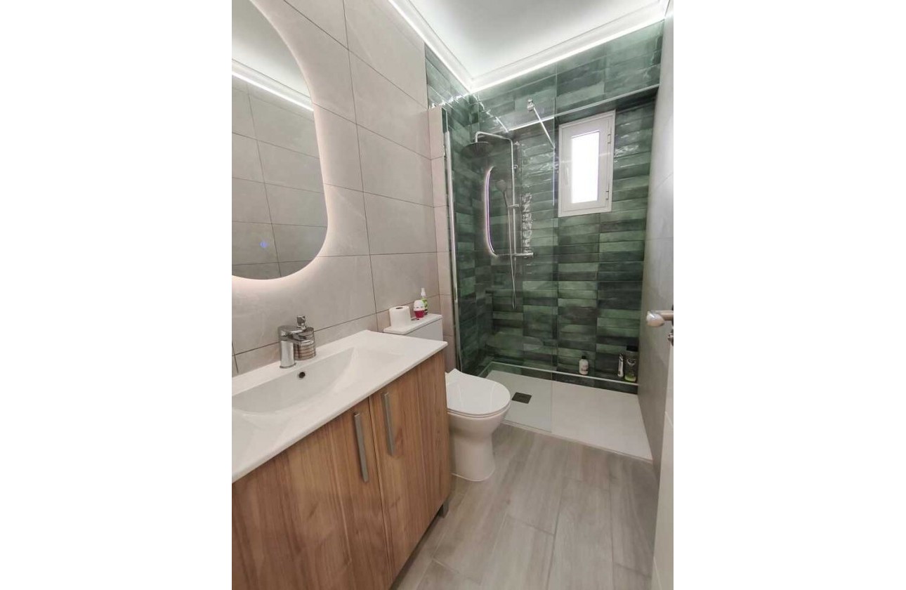 Reventa - Apartment Penthouse - Punta Prima - Costa Blanca