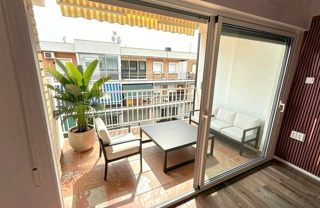 Reventa - Apartment Penthouse - Punta Prima - Costa Blanca
