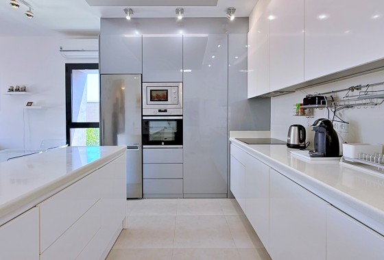 Resale - Penthouse - Pilar de la Horadada - Costa Blanca