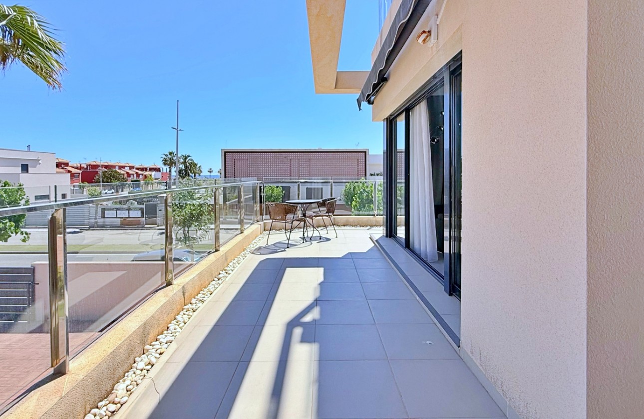 Resale - Penthouse - Pilar de la Horadada - Costa Blanca