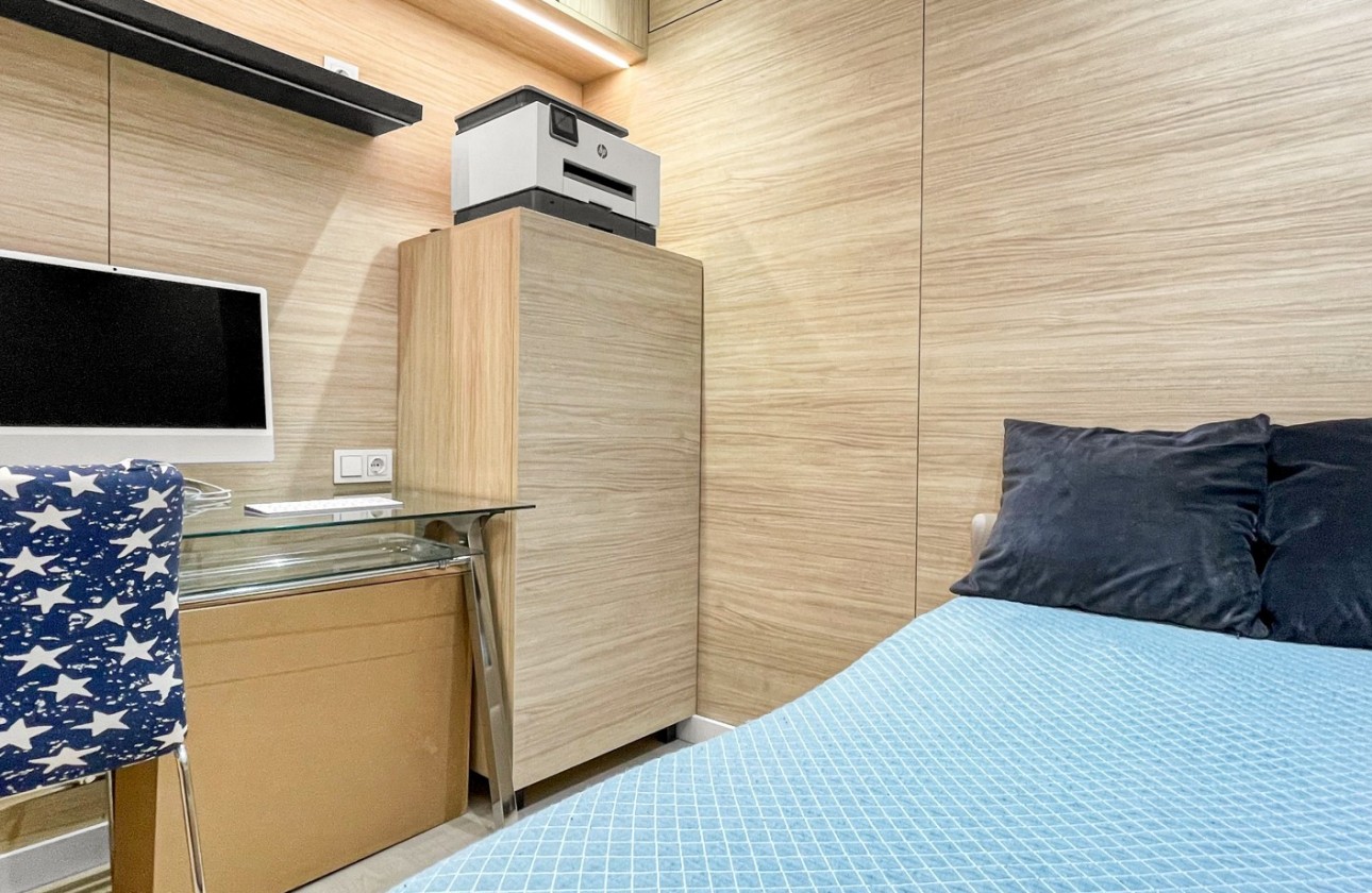 Resale - Apartment / flat - Torrevieja - Costa Blanca