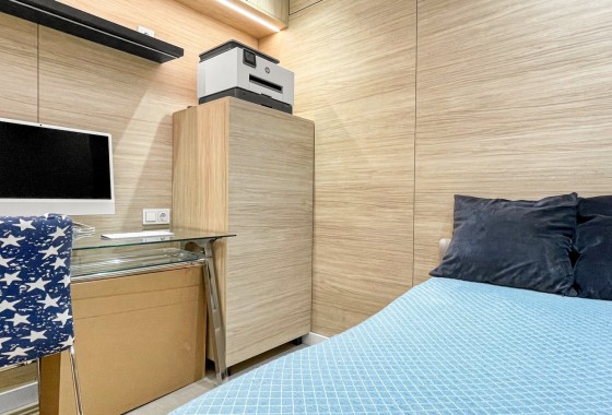 Resale - Apartment / flat - Torrevieja - Costa Blanca