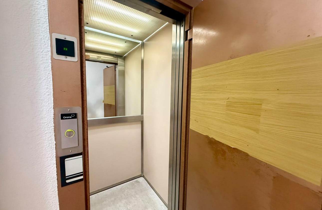 Revente - Appartement - Torrevieja - Playa del Cura