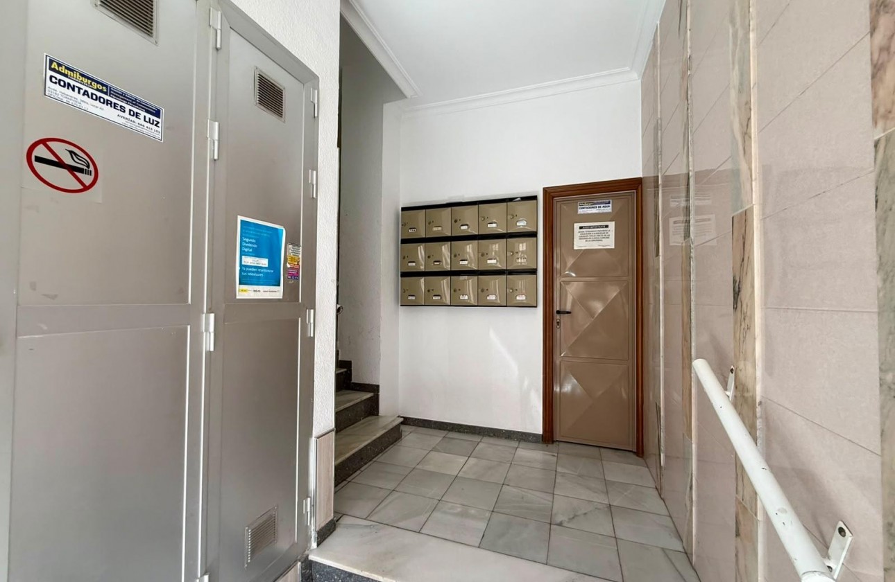 Revente - Appartement - Torrevieja - Playa del Cura