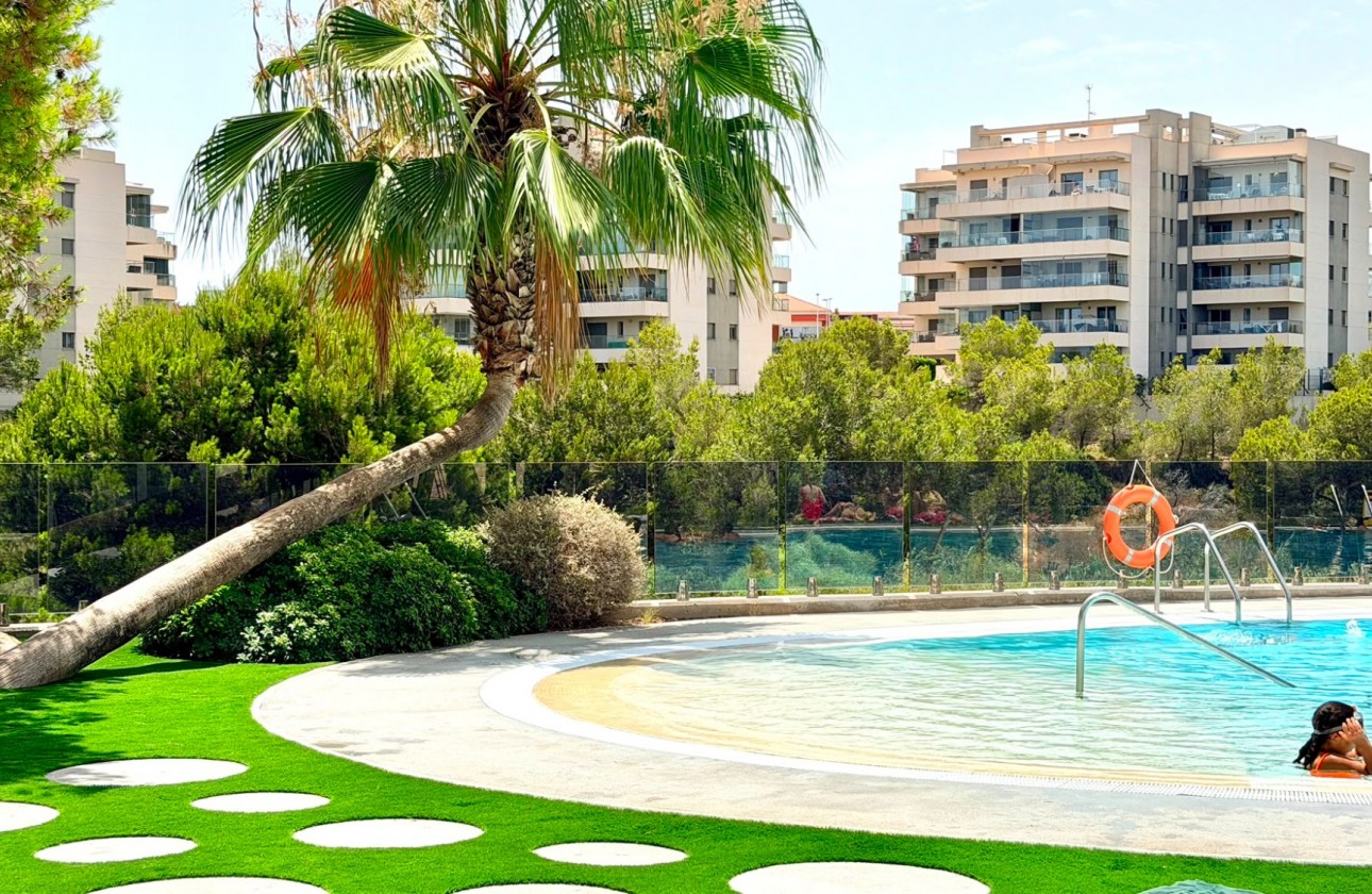 Resale - Apartment / flat - Orihuela Costa - Costa Blanca