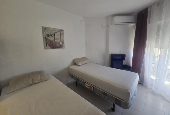 Resale - Apartment / flat - Torrevieja - Estacion de autobuses