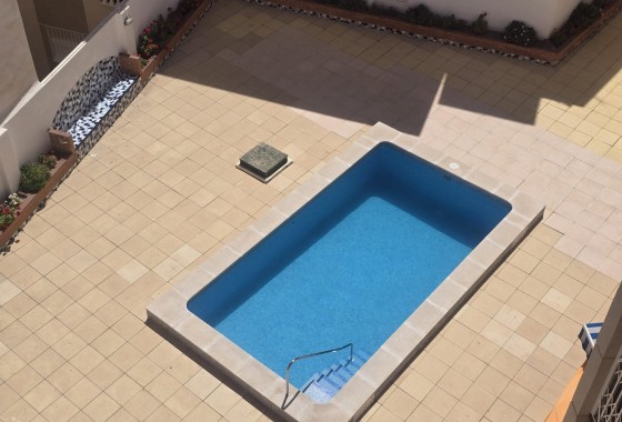 Resale - Apartment / flat - Torrevieja - Estacion de autobuses