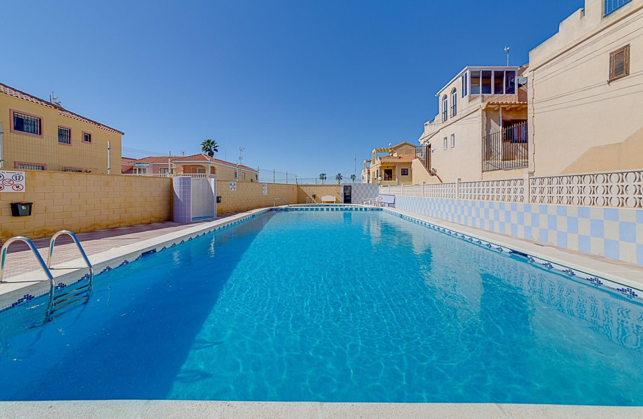 Resale - Bungalow - Torrevieja - La Siesta - El Salado - Torreta
