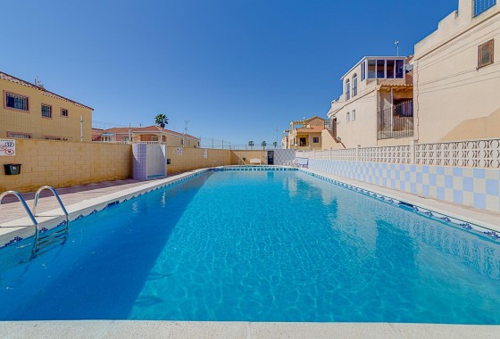 Resale - Bungalow - Torrevieja - La Siesta - El Salado - Torreta