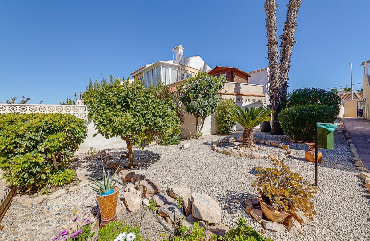 Resale - Bungalow - Torrevieja - La Siesta - El Salado - Torreta