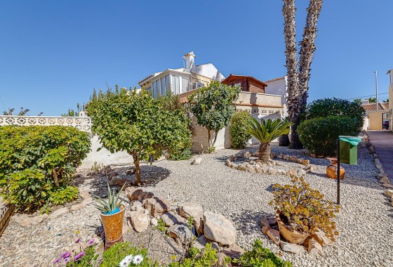 Resale - Bungalow - Torrevieja - La Siesta - El Salado - Torreta
