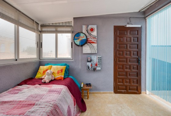 Resale - Bungalow - Torrevieja - La Siesta - El Salado - Torreta