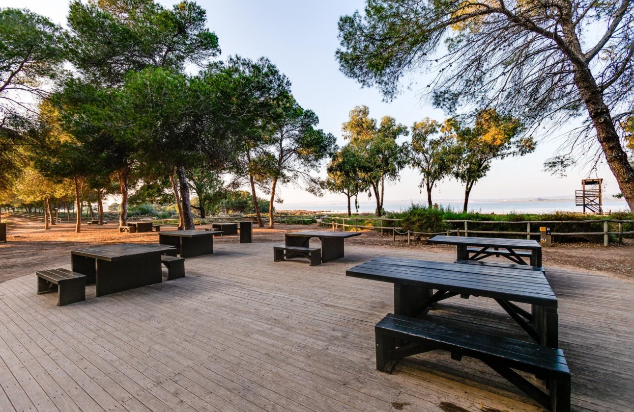 Resale - Bungalow - Torrevieja - La Siesta - El Salado - Torreta