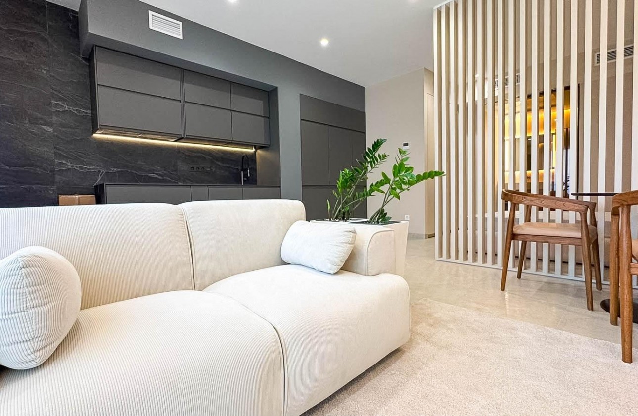Resale - Apartment / flat - Torrevieja - Playa de los Locos