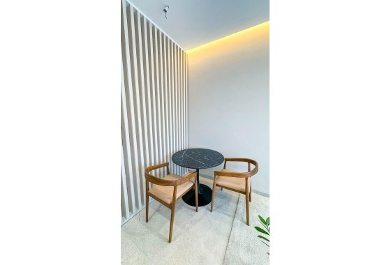 Resale - Apartment / flat - Torrevieja - Playa de los Locos