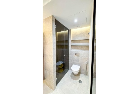 Resale - Apartment / flat - Torrevieja - Playa de los Locos