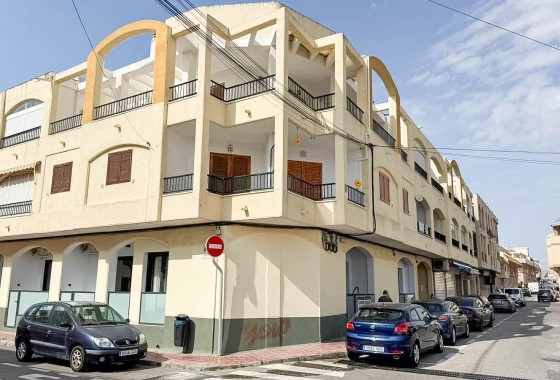 Resale - Apartment / flat - Torrevieja - Playa de los Locos