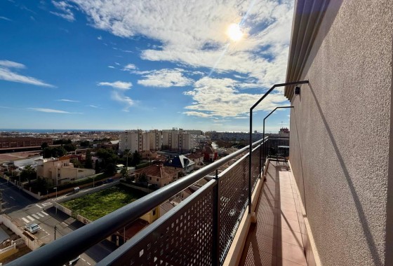 Reventa - Ático - Torrevieja - Nueva Torrevieja