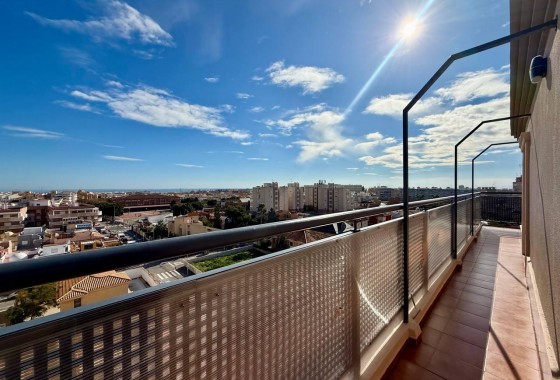 Reventa - Ático - Torrevieja - Nueva Torrevieja