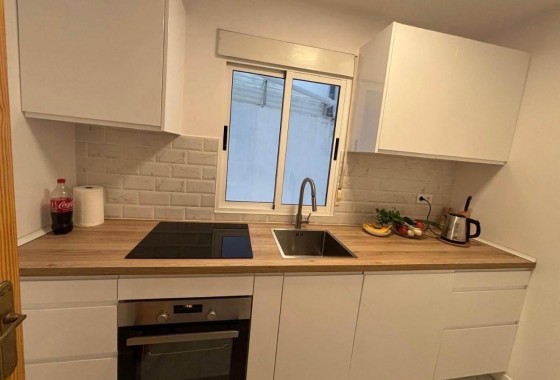 Resale - Apartment / flat - Torrevieja - Acequion