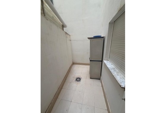 Resale - Apartment / flat - Torrevieja - Acequion