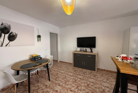Resale - Apartment / flat - Torrevieja - Playa de los Locos