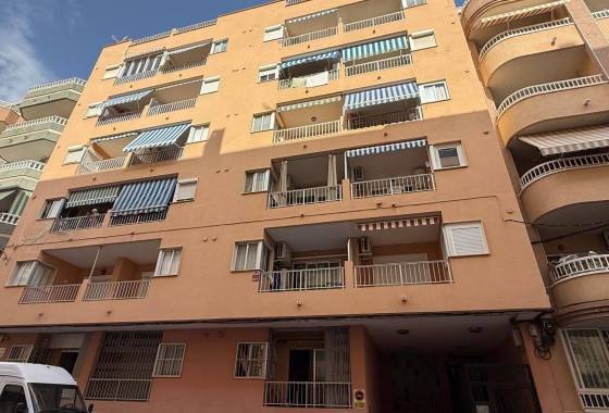 Resale - Apartment / flat - Torrevieja - Playa de los Locos