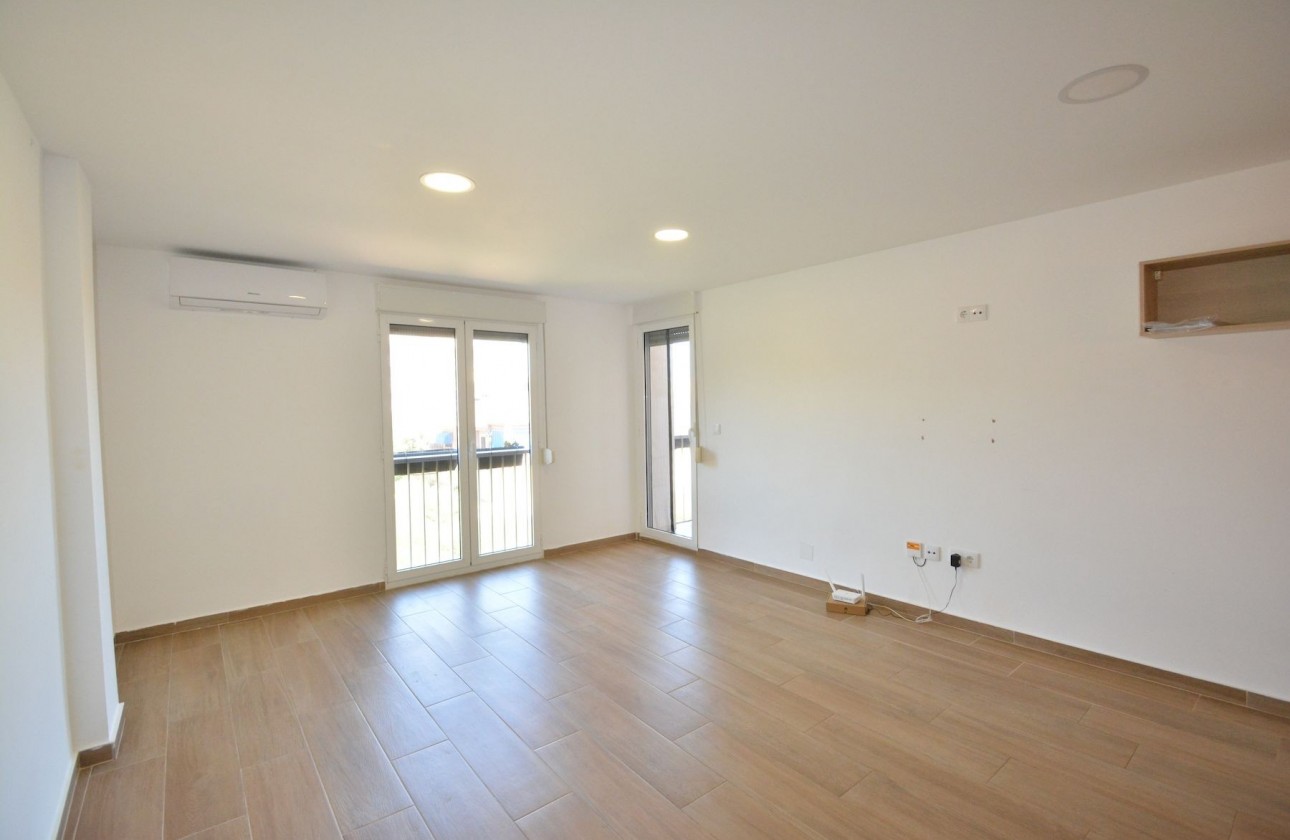 Resale - Apartment / flat - Guardamar del Segura - Costa Blanca