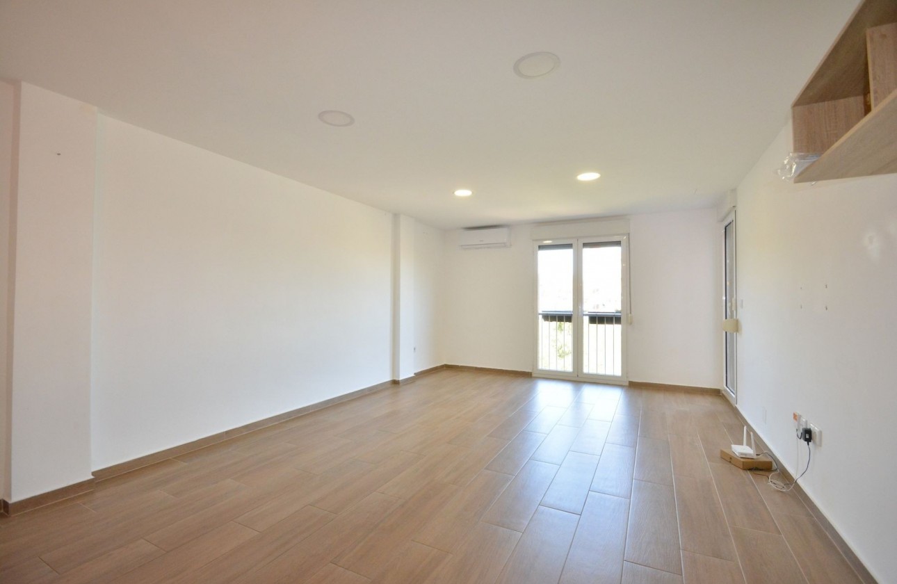Resale - Apartment / flat - Guardamar del Segura - Costa Blanca
