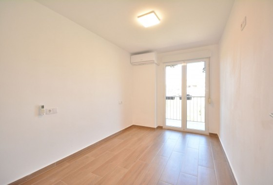 Resale - Apartment / flat - Guardamar del Segura - Costa Blanca