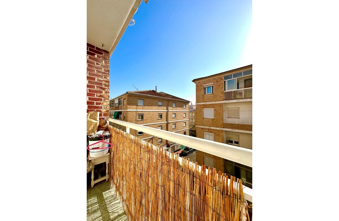 Resale - Apartment / flat - Torrevieja - Estacion de autobuses