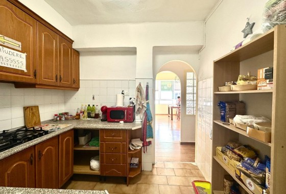 Resale - Apartment / flat - Torrevieja - Estacion de autobuses