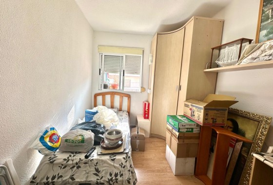 Resale - Apartment / flat - Torrevieja - Estacion de autobuses